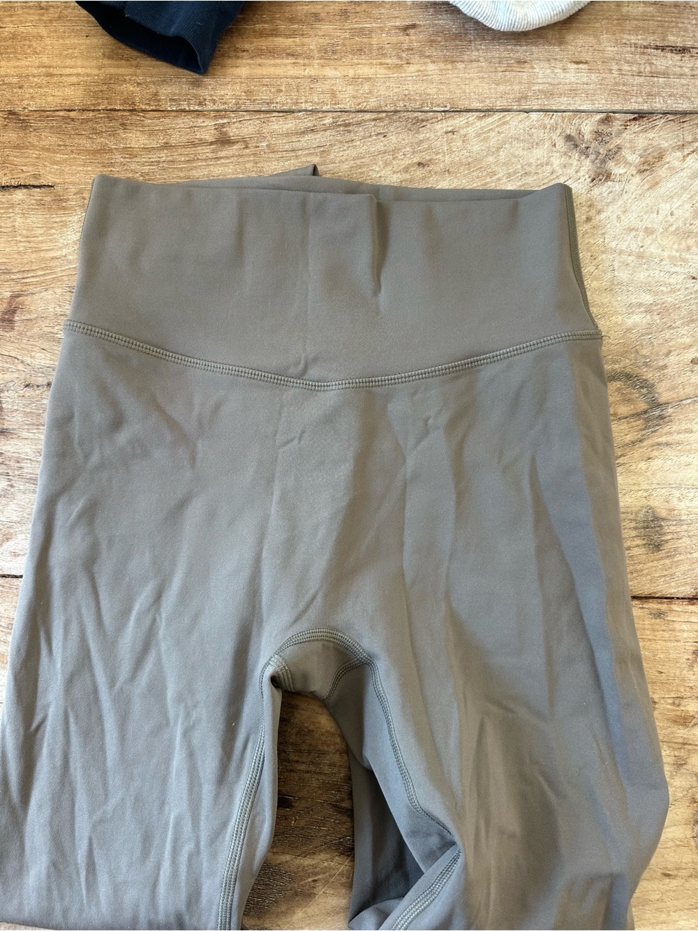 FORM Core Leggings Taupe